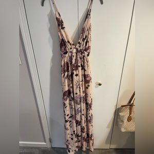 Women’s maxi dress. Floral pattern, very pretty for spring/summer time :)